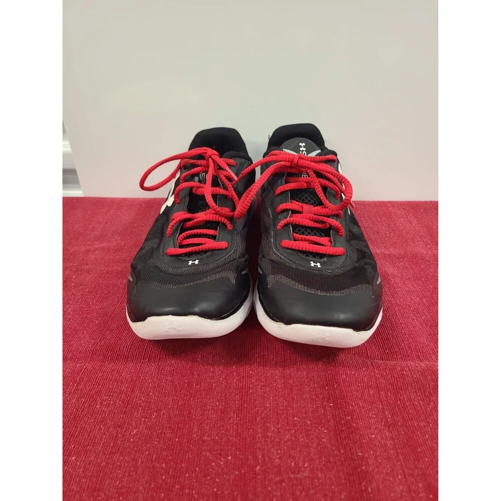 Under Armour Spine Men's Shoes Size 11 Black and Red